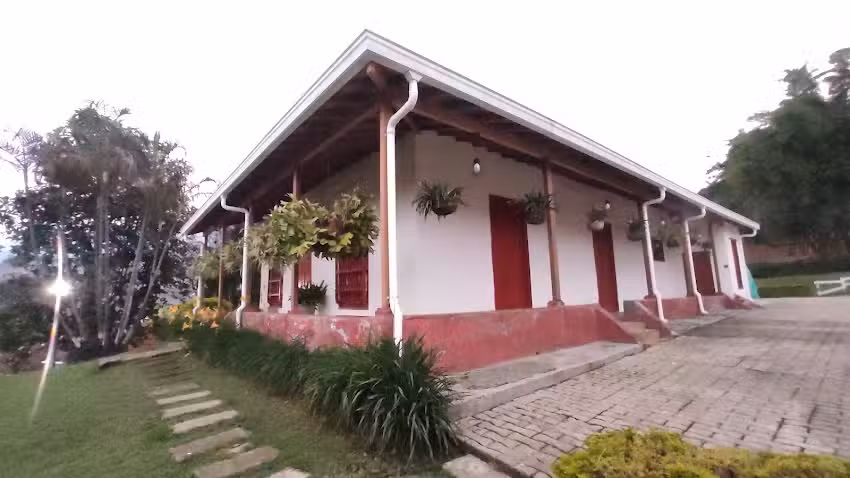 Campi&ntilde;as de San Antonio