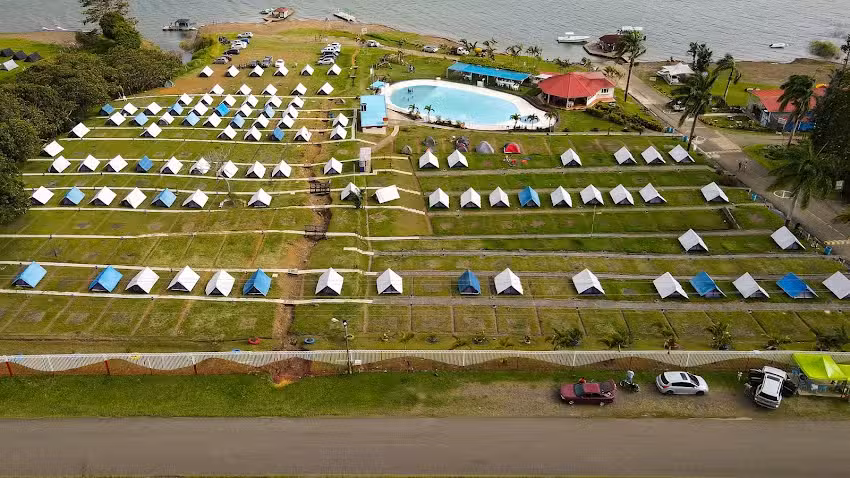 Camping Familiar Calima Windsurf Lago Calima