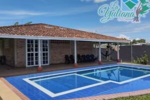 Casa Campestre La Yuliana Santa Elena