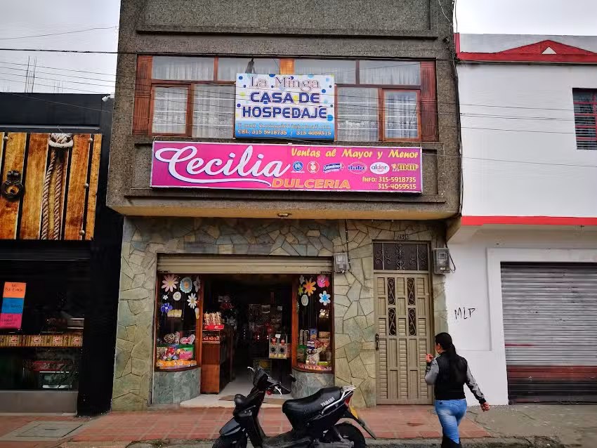 Casa De Hospedaje La Minga