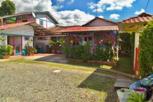 casa del bosque Trujillo