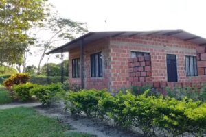 CASA FAMILIA FIERRO AYALA