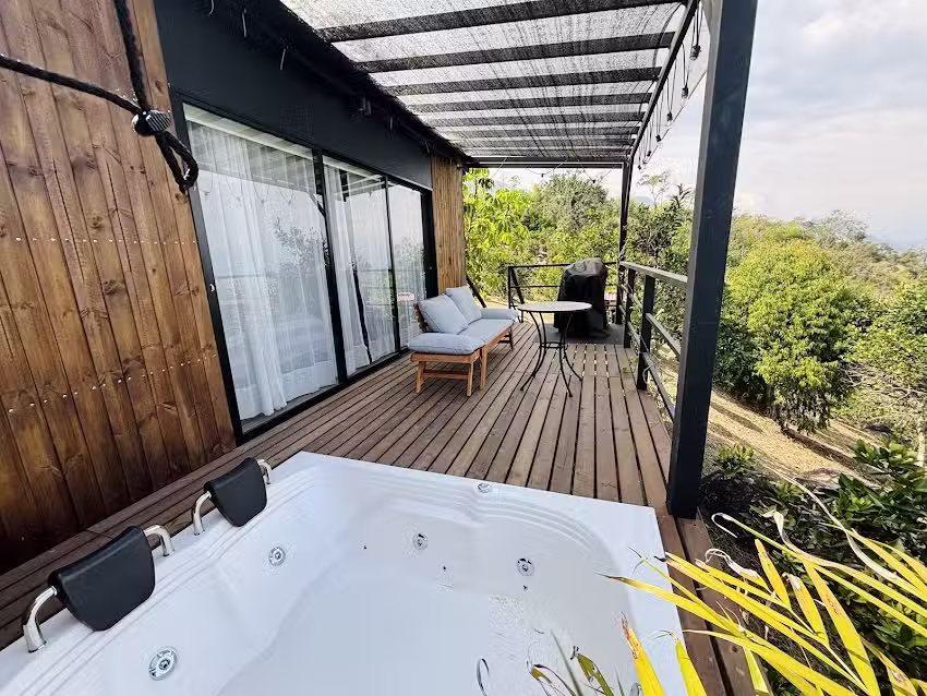 Casa Manoah T&aacute;mesis