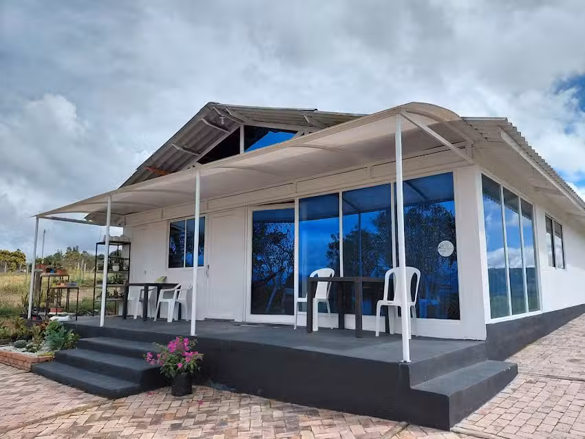 CASA VILLA LUZ SOTAQUIRA