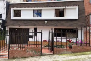 Casaloma casa universitaria