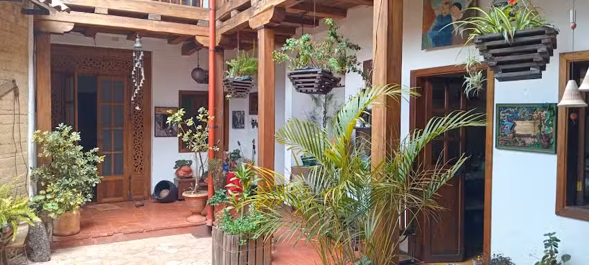 Casona Rosa Lorenza Hostal Arte Caf&eacute;