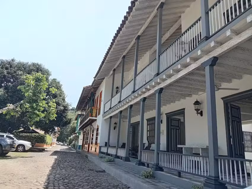 Cauca Viejo &ndash; La Estacion