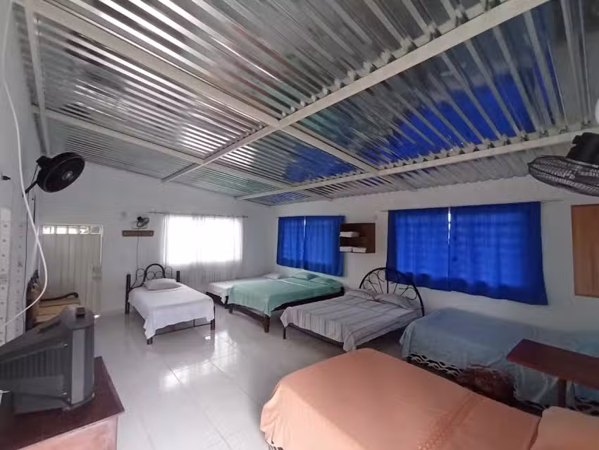 CENTRO DE EVENTOS Y CONVENCIONES CEDRO MACHO