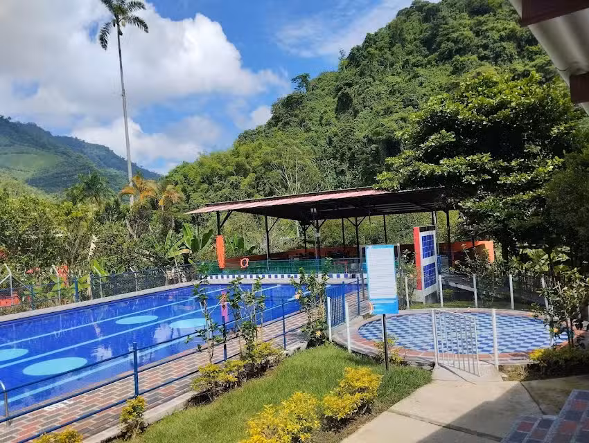 Centro Recreacional Las Palmas