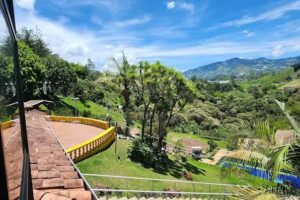 Centro Recreativo El Rocio Pe&ntilde;ol