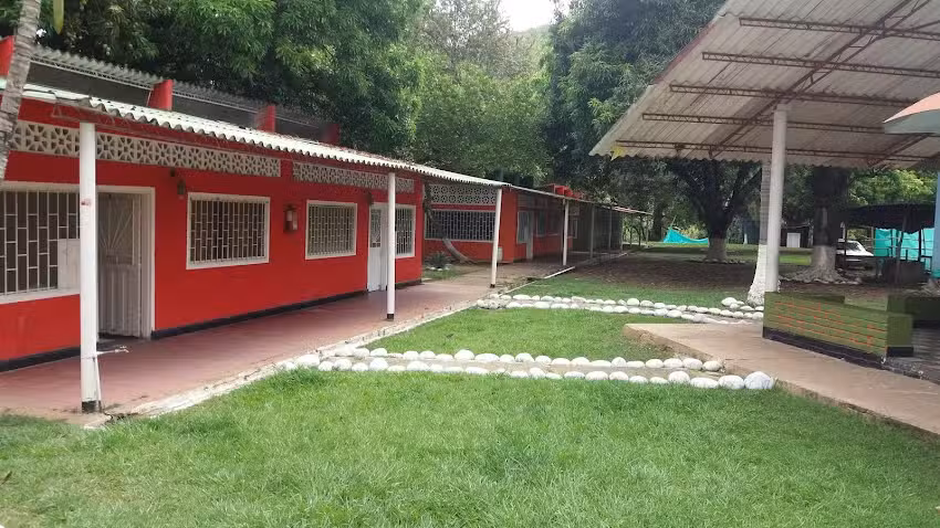 Centro Vacacional Zoraima