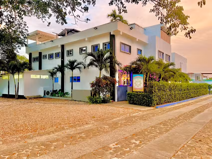 Chateau de la Mar &ldquo;Hotel Boutique &ndash; Restaurante&rdquo;