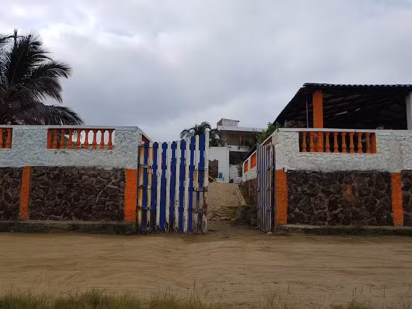 Clusupol Club de Suboficiales de la Policia Nacional Santa Veronica