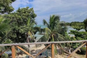 Cocco Beach caba&ntilde;as, (cove&ntilde;as-san antero)