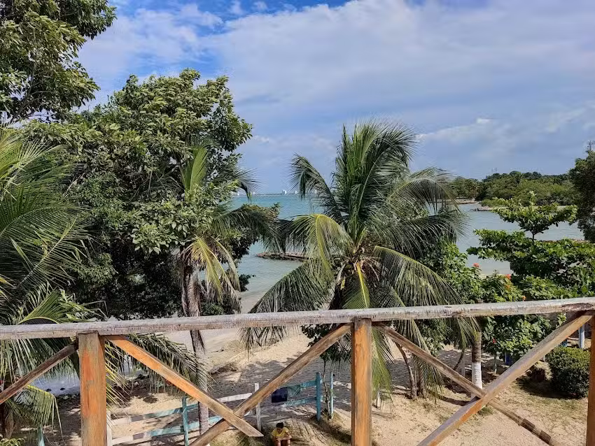 Cocco Beach caba&ntilde;as, (cove&ntilde;as-san antero)