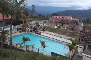 Complejo Tur&iacute;stico de Manta