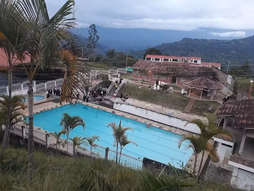 Complejo Tur&iacute;stico de Manta