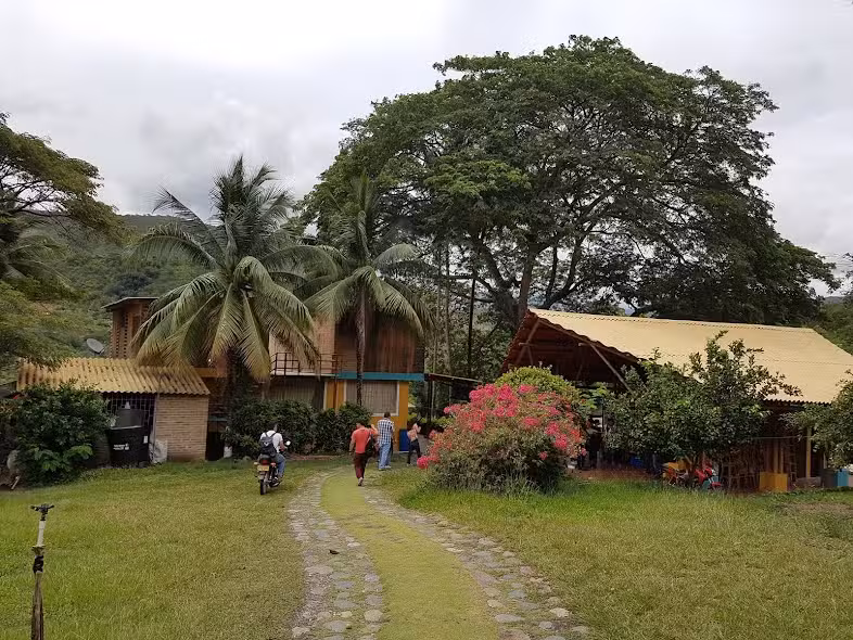 COMPLEJO TURISTICO TIERRA DE SOL