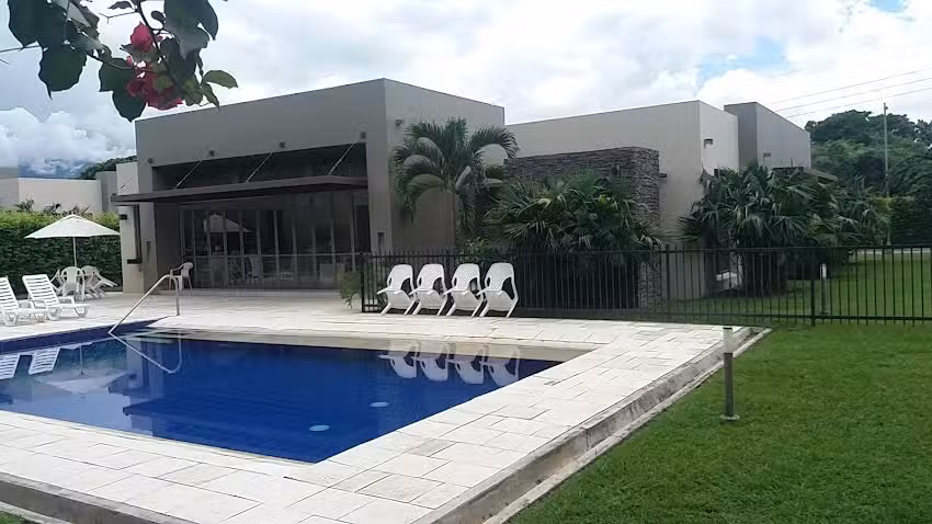 Confortable Casa en Anapoima