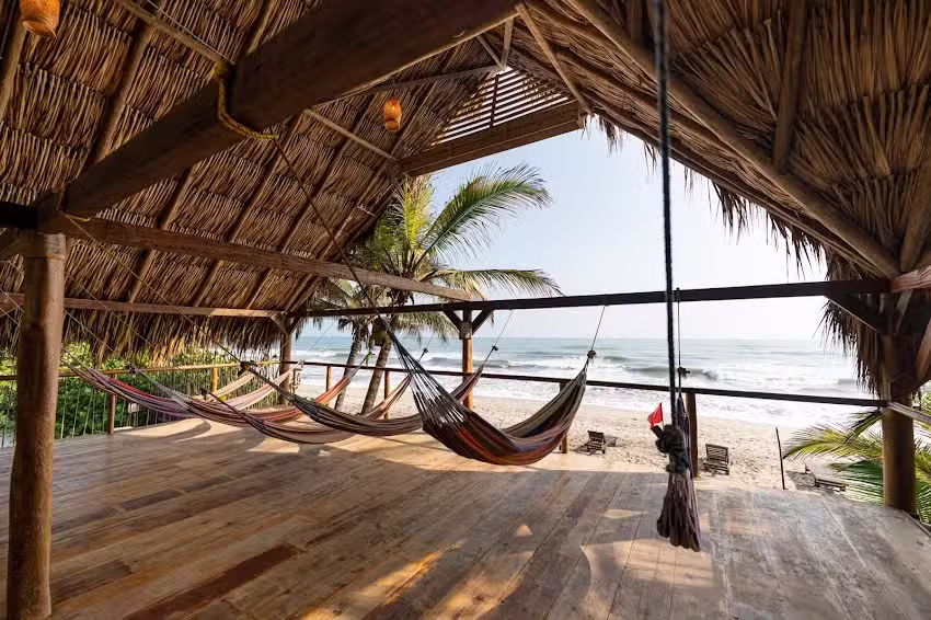 Coste&ntilde;o Beach Hostal