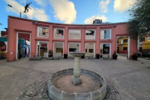 Depa Monserrate &ndash; Charming Historic Nest with Breathtaking Mountain Views &ndash; Apartaestudio