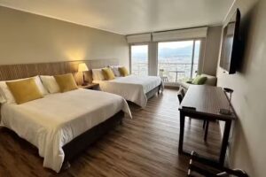 Di Carbone Hotel Restaurante Gastrobar