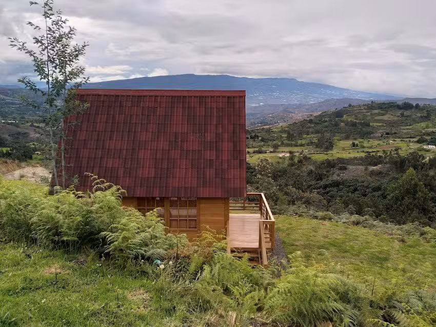 Eco Caba&ntilde;a Guayac&aacute;n R&aacute;quira