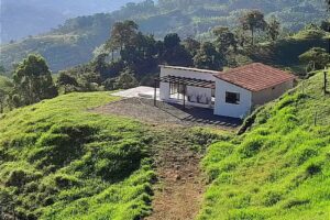 ECO-FINCAS “El Silencio Farms”