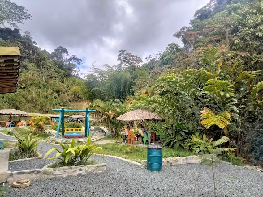 ECO HOTEL EN BUGA &ndash; La Serrania buga-valle Vereda Alaska