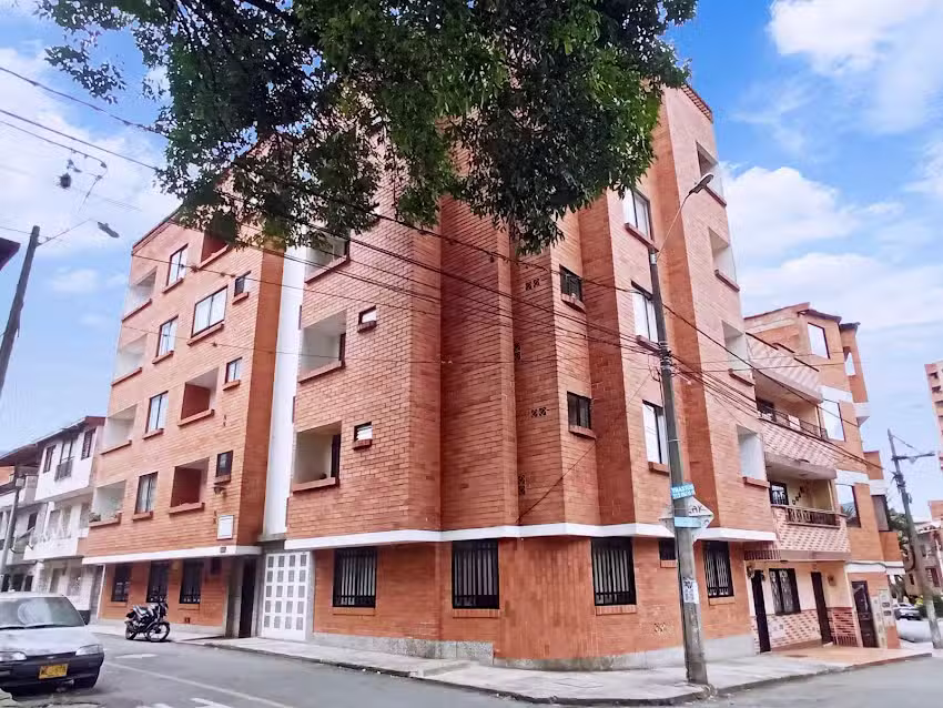 Edificio Alc&aacute;zares de la floresta