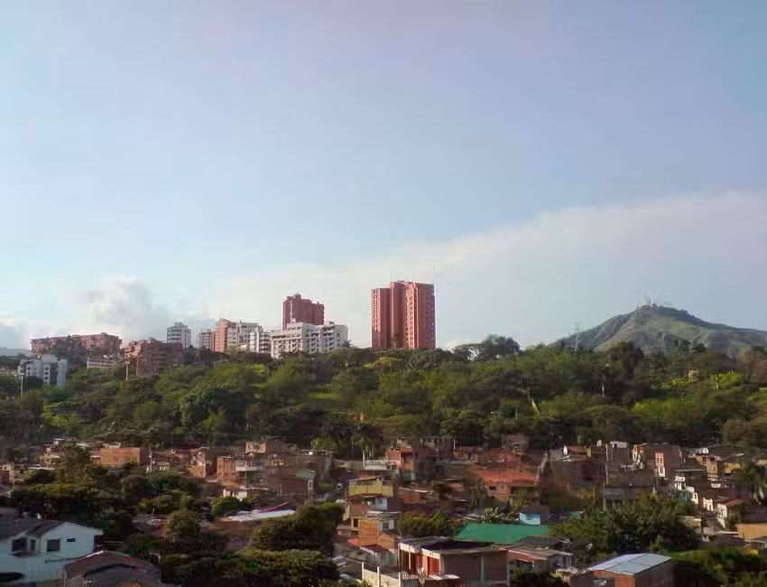 EDIFICIO COLINA DE CRISTALEW