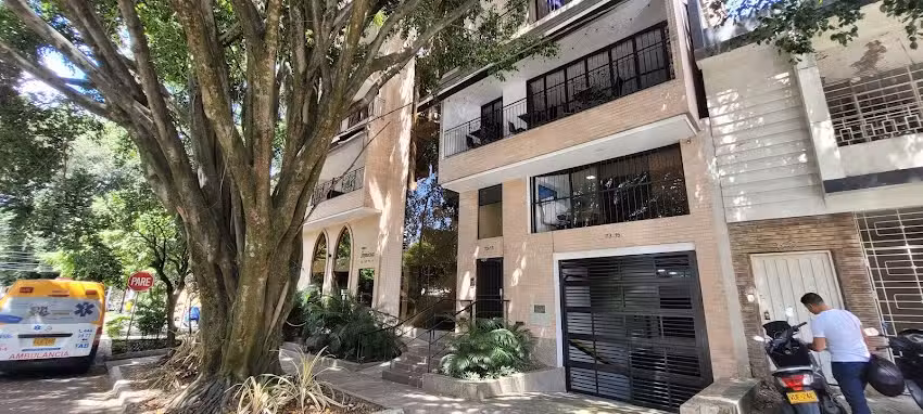 Edificio Fenicia &ndash; Apartamentos y Coworking