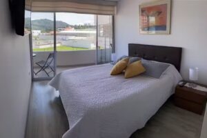 Edificio Rustico 7-09