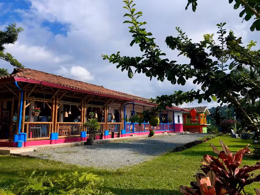 El Cerrito | Hostal | Experiencia del Caf&eacute; | Cata de Caf&eacute; en Chinchin&aacute;