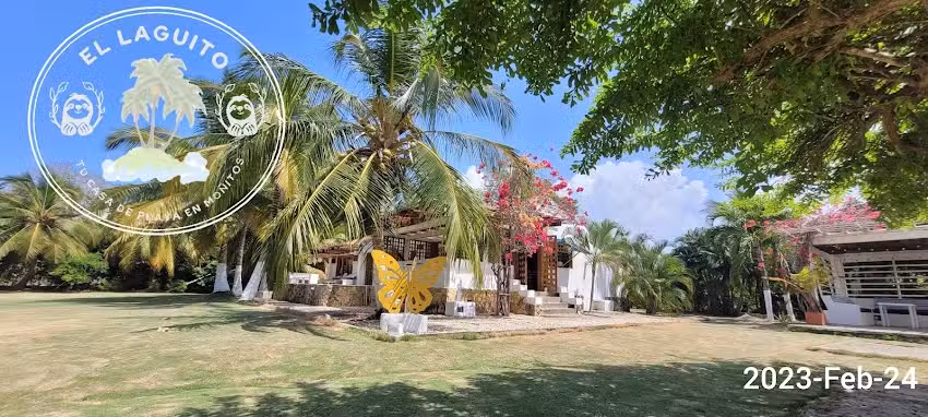 El Laguito Mo&ntilde;itos, Casa de Playa Privada 283m2,terreno 3.373.Piscina, kiosco propiedad y playa, vista lago.