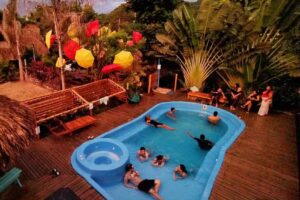 El Zoo Hostel & Pool