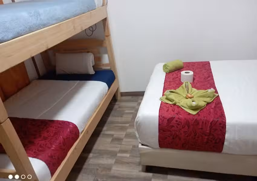 Elizabeth Hotel International (R&S Holding)