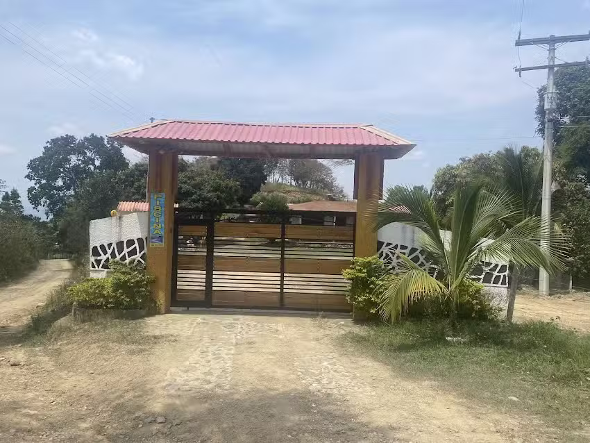 Estadero y Finca La Violeta