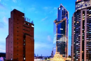 Executive Suites Minutes From the Airport – Bogotá