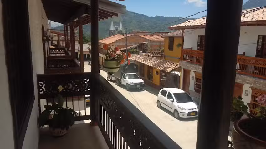 FAMI HOTEL VIVE JARDIN