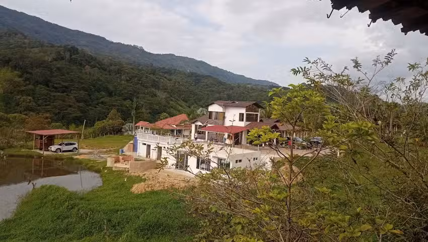 Finca Apeir&oacute;n