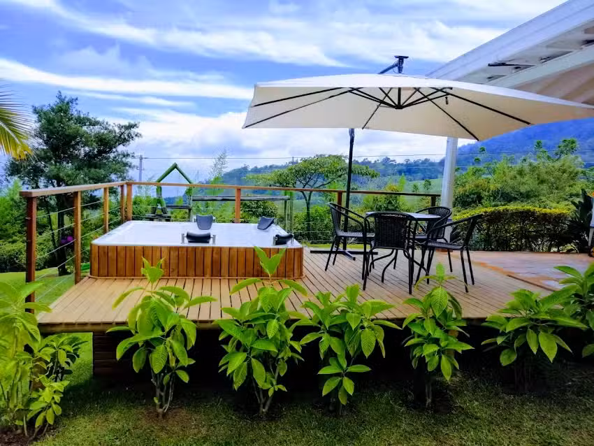 FINCA CAJA DE ORO, FREDONIA