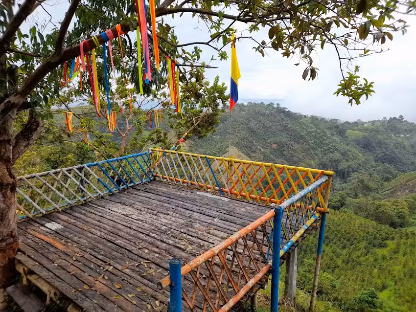 Finca ecoturistica palestina, alojamiento rural, camping garzon huila