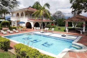 finca hotel