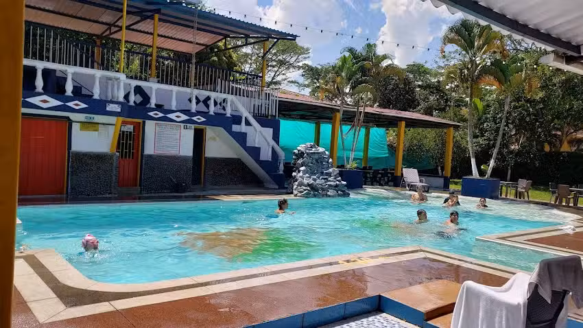 Finca hotel el robledal