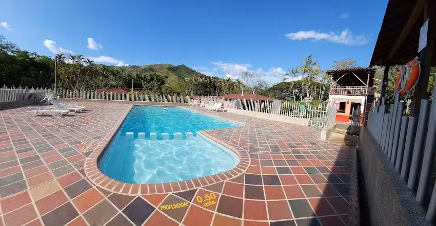 Finca Hotel Villa Del Lago
