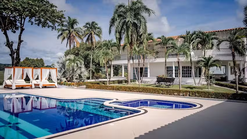 Finca La Bonita Doradal