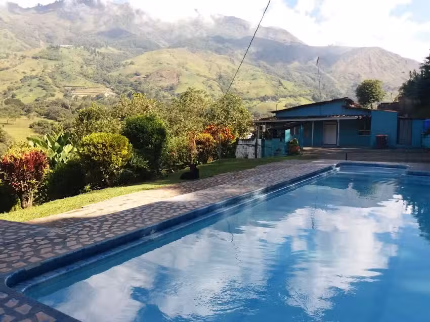 FINCA LA BONITA laROSA