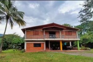 FINCA LA MACARENA PINCHOTE