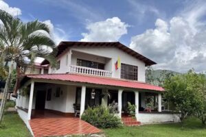 FINCA PALMIRA VILLA LAURA TABLONES